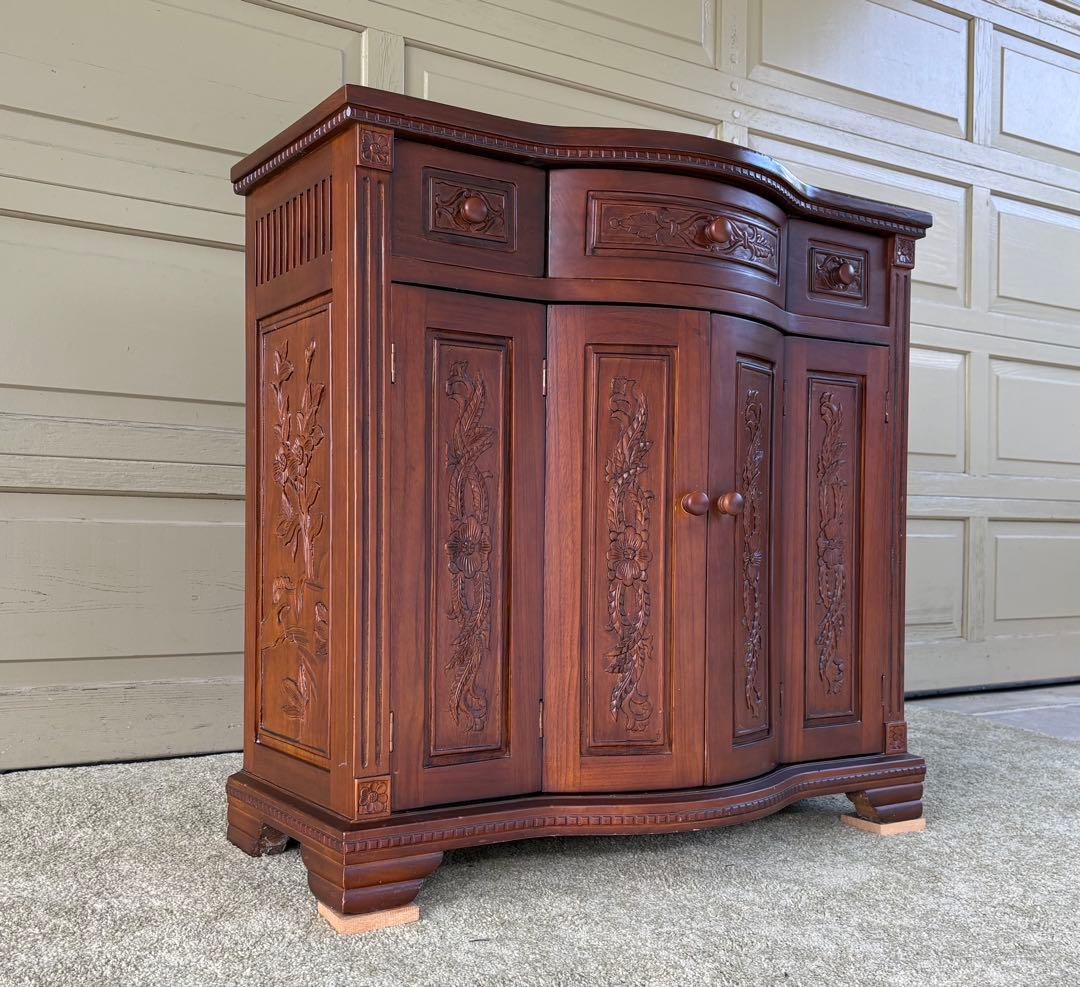 アンティーク調 木彫りコンソールキャビネット サイドボード 飾り棚