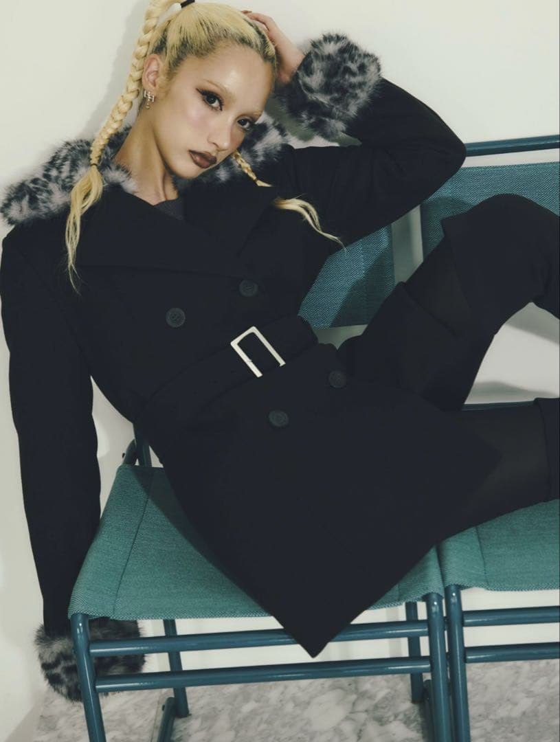 GYDA ベルト付きタイトファーコート