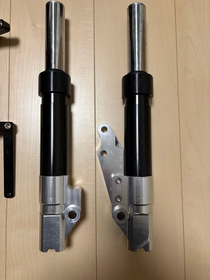 シグナス　4型、5型用　DYレーシングローダウンフロントフォーク