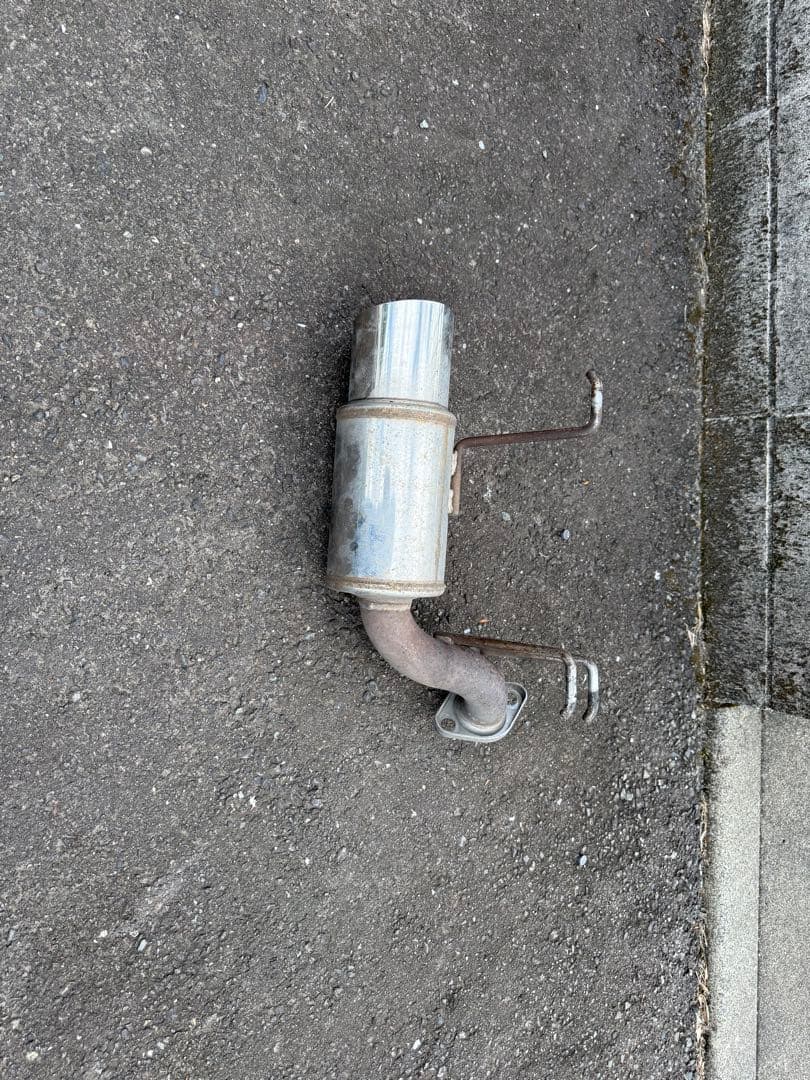 ゼストスパーク　マフラー