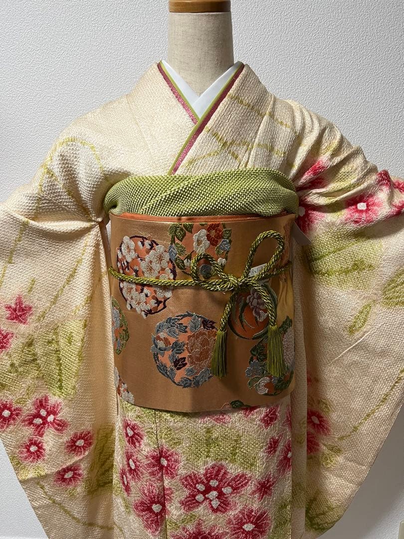 正絹総絞り振袖、長襦袢セット