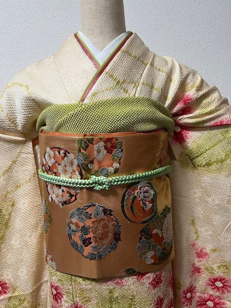 正絹総絞り振袖、長襦袢セット