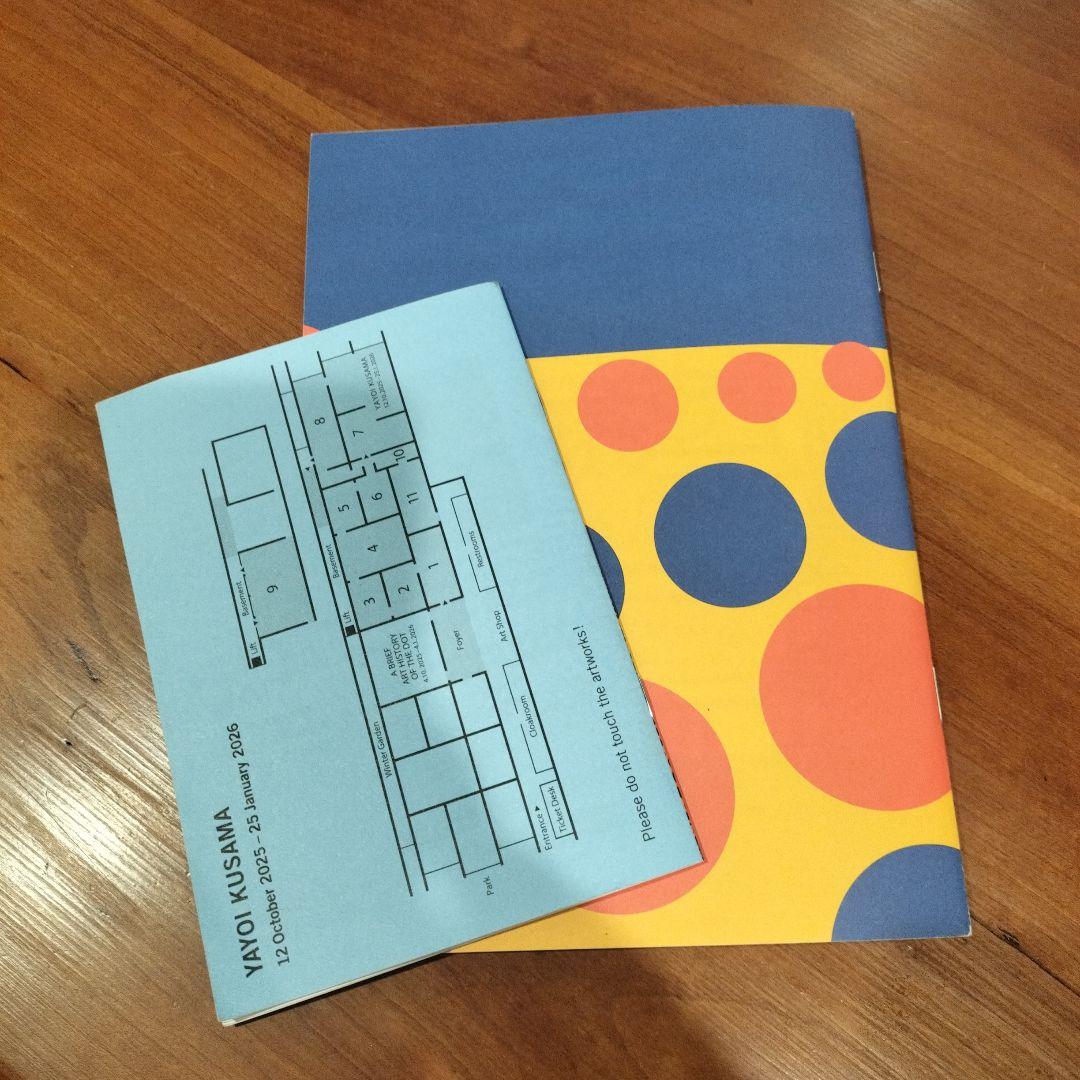 YAYOI KUSAMA アクティビティブックレット