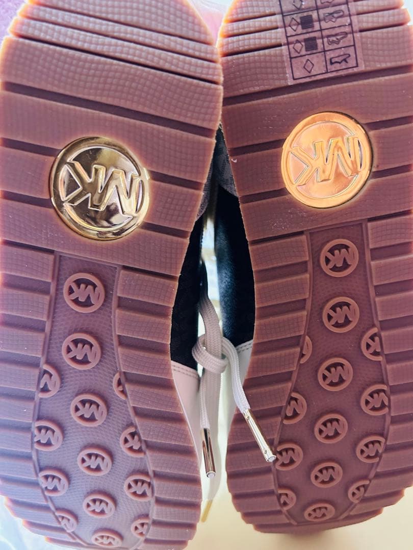 Michael Kors ホワイト ゴールド スニーカー　新品未使用　7M