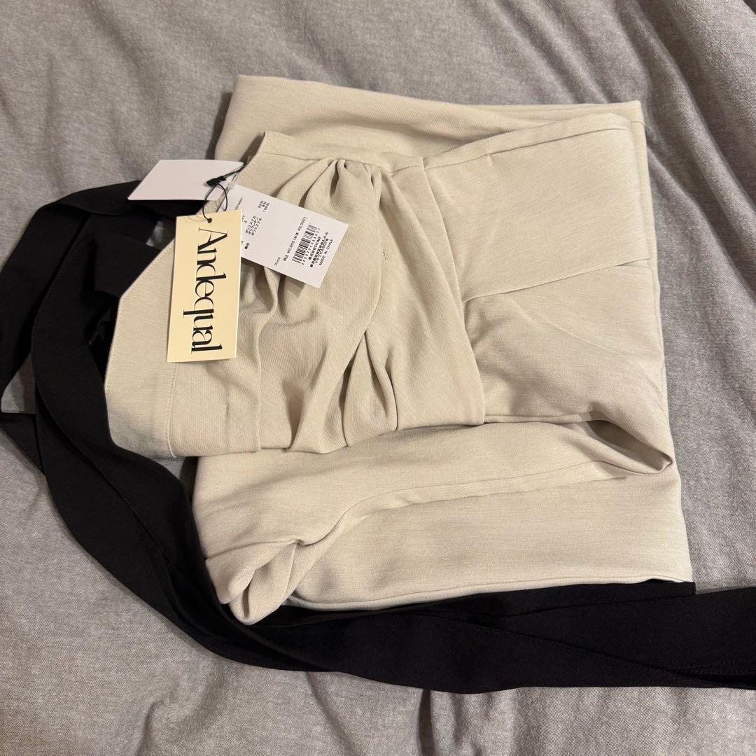 Andequal ribbon shoulder combinaiso タグ付