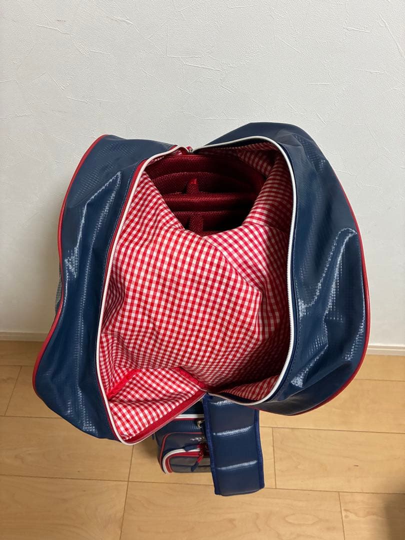 稀少！2015年モデル adidas(アディダス) キャディバッグ