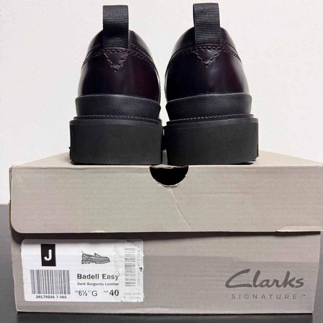 新品 Clarks Badell Easy ローファー バーガンディー 24.5