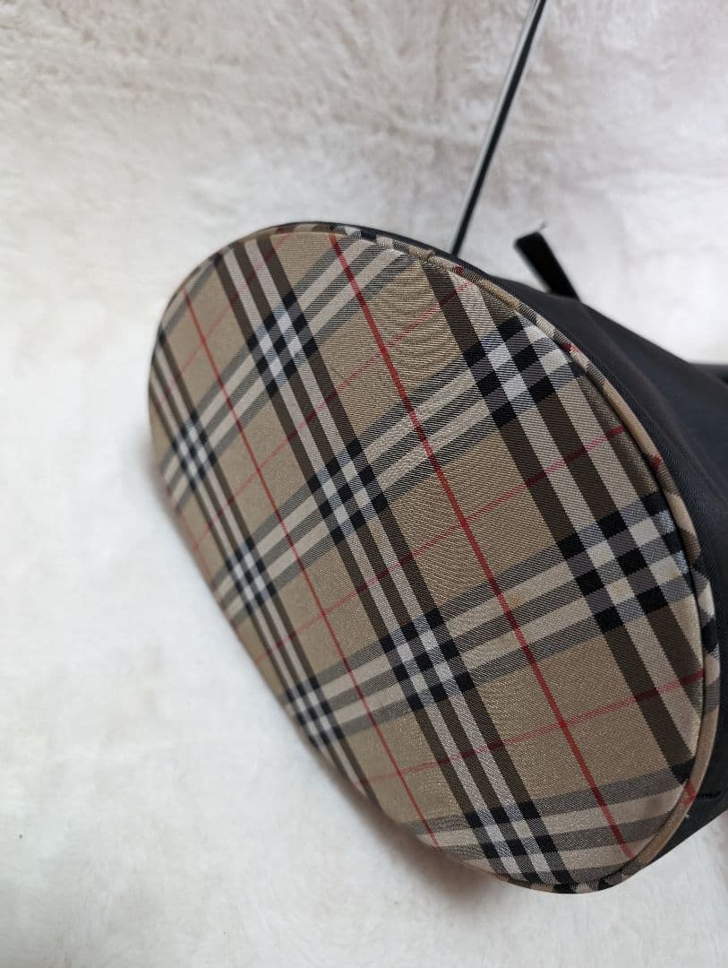 Burberry ブラック トートバッグ　ノバチェック　ナイロン　バケツ型