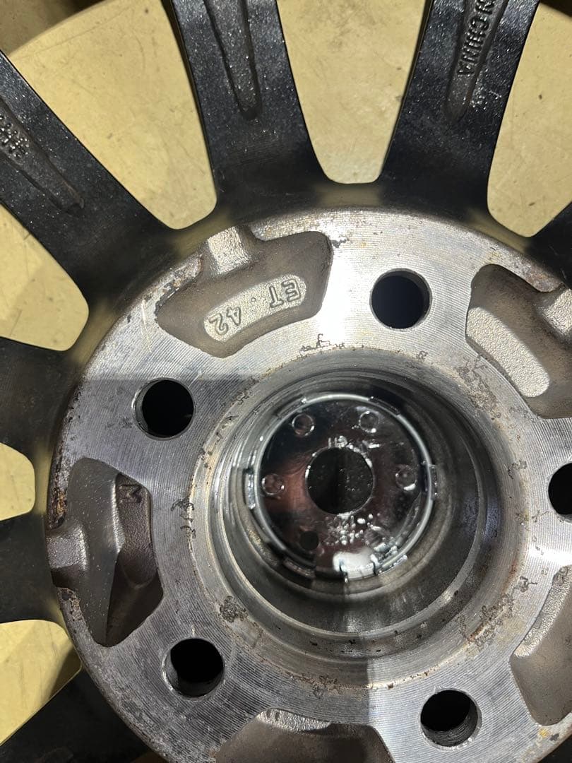 アルミホイール ロッキー ライズHEV 16×6J 5穴PCD100 ET42