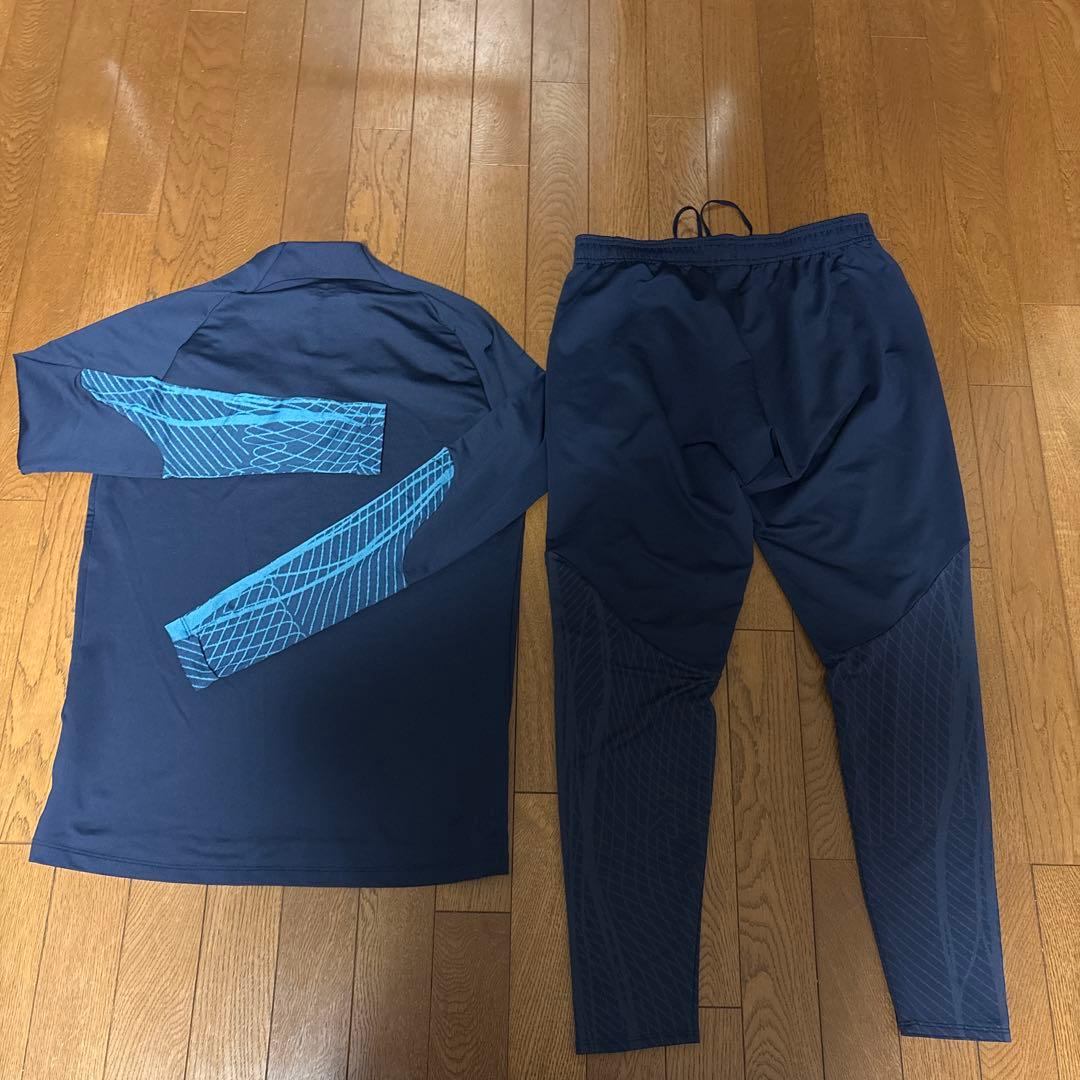 クロアチア代表　2022年　ジャージ　上下　セットアップ　ユニフォーム