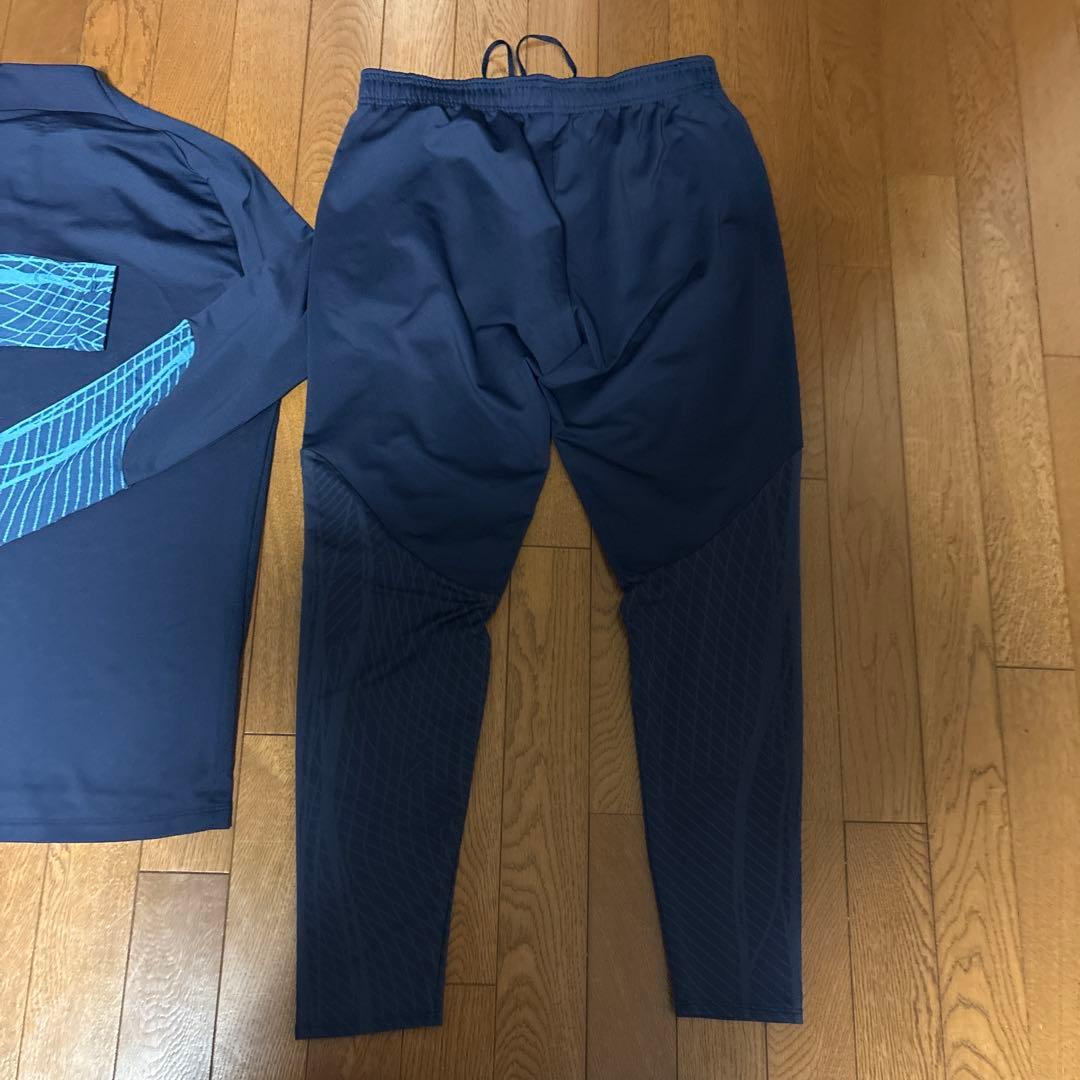 クロアチア代表　2022年　ジャージ　上下　セットアップ　ユニフォーム