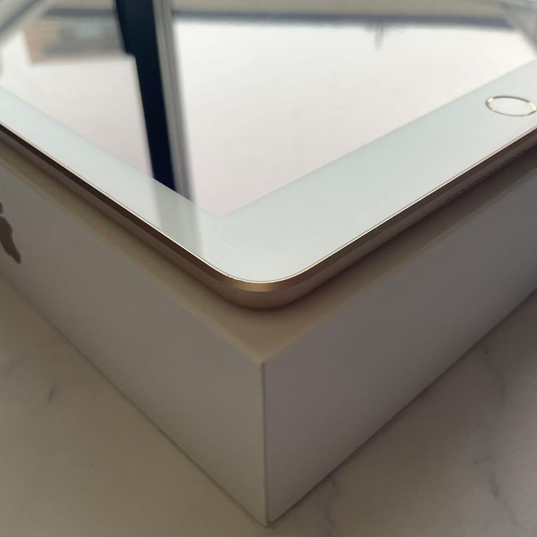 【美品】Apple iPad 第5世代 Wi-Fi Cellular 32GB