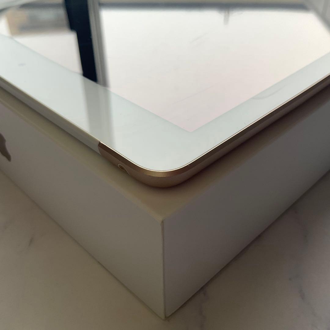 【美品】Apple iPad 第5世代 Wi-Fi Cellular 32GB