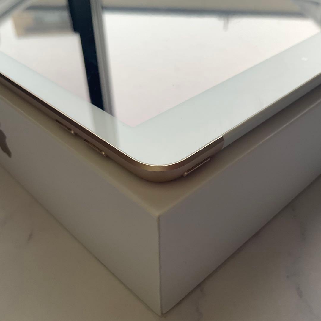 【美品】Apple iPad 第5世代 Wi-Fi Cellular 32GB