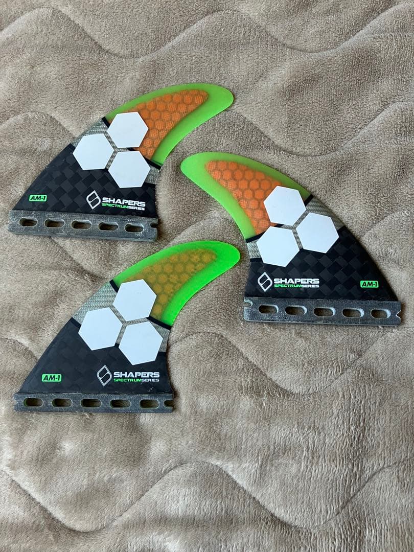 SHAPERS AM1 サーフボードフィン 3枚セット