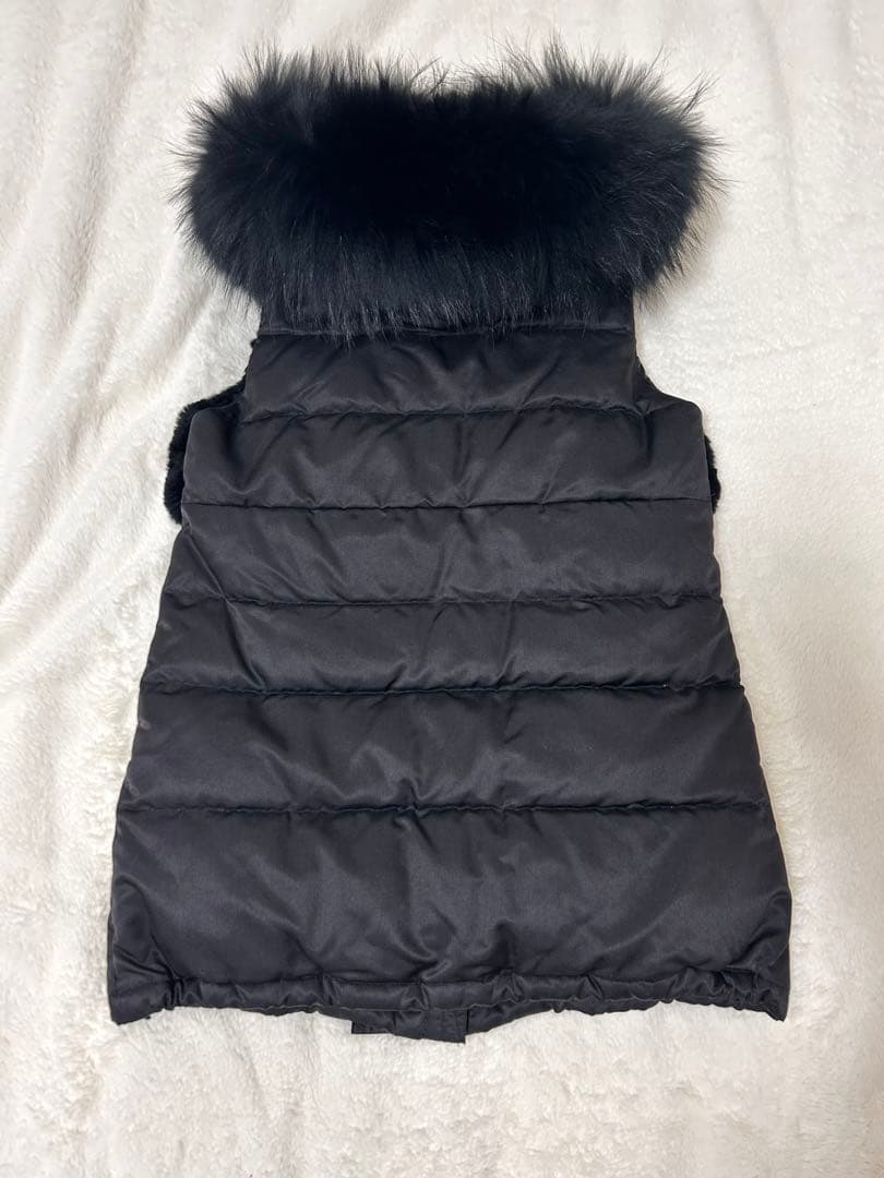 お値下中！グレースコンチネンタルフード付きブラックダウンベスト サイズ36