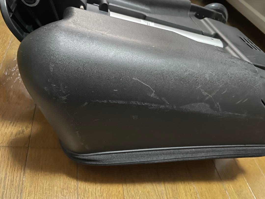 ★m-cro マイクロ　ラゲッジ　イージー　子供が乗れるスーツケース　ベビーカー