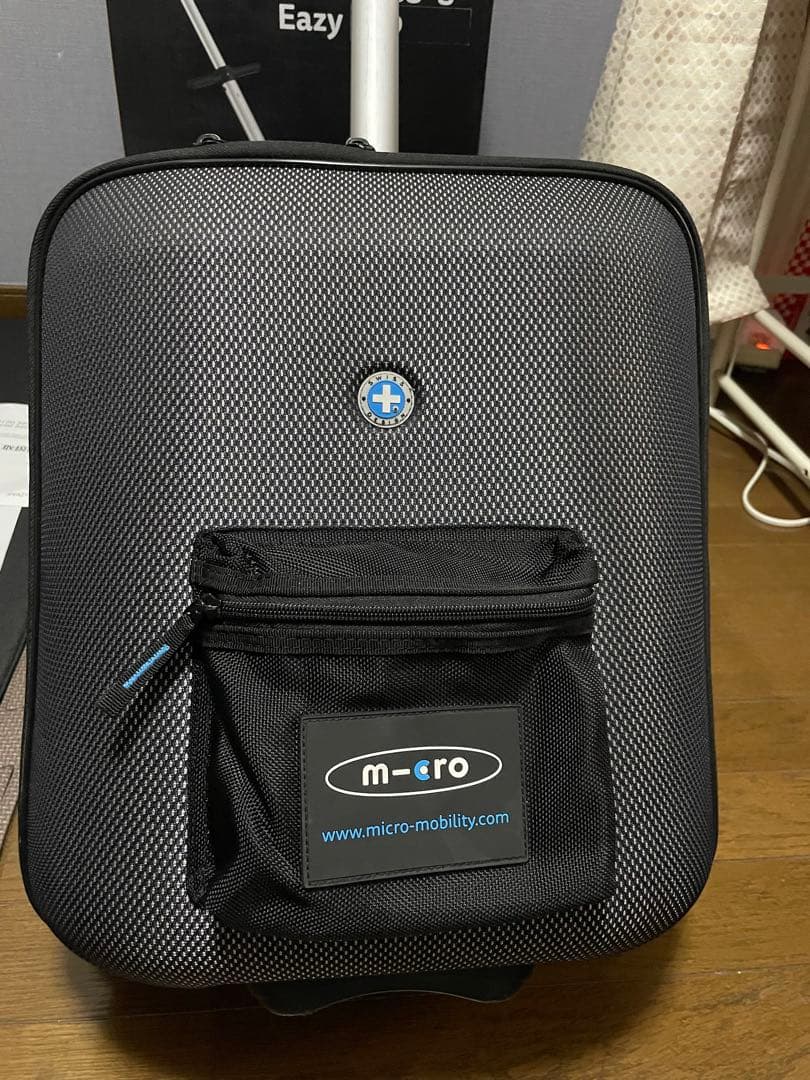 ★m-cro マイクロ　ラゲッジ　イージー　子供が乗れるスーツケース　ベビーカー