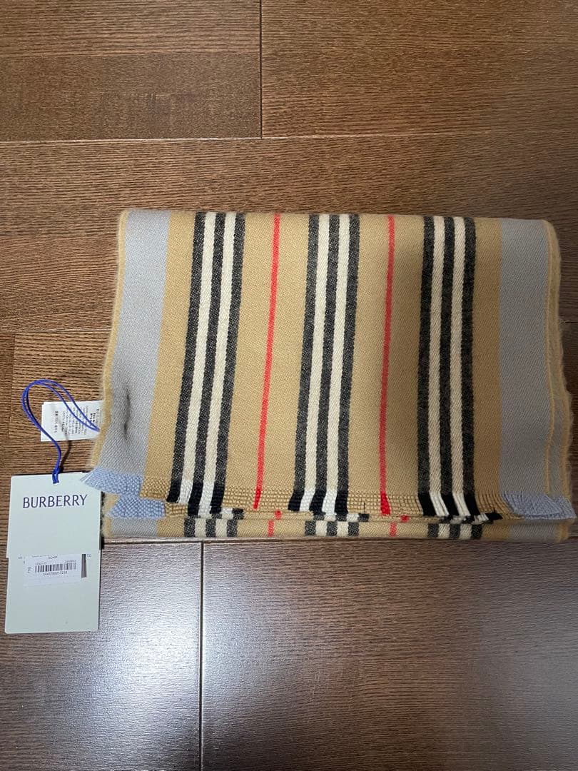 BURBERRY ストライプマフラー 新品タグ付き