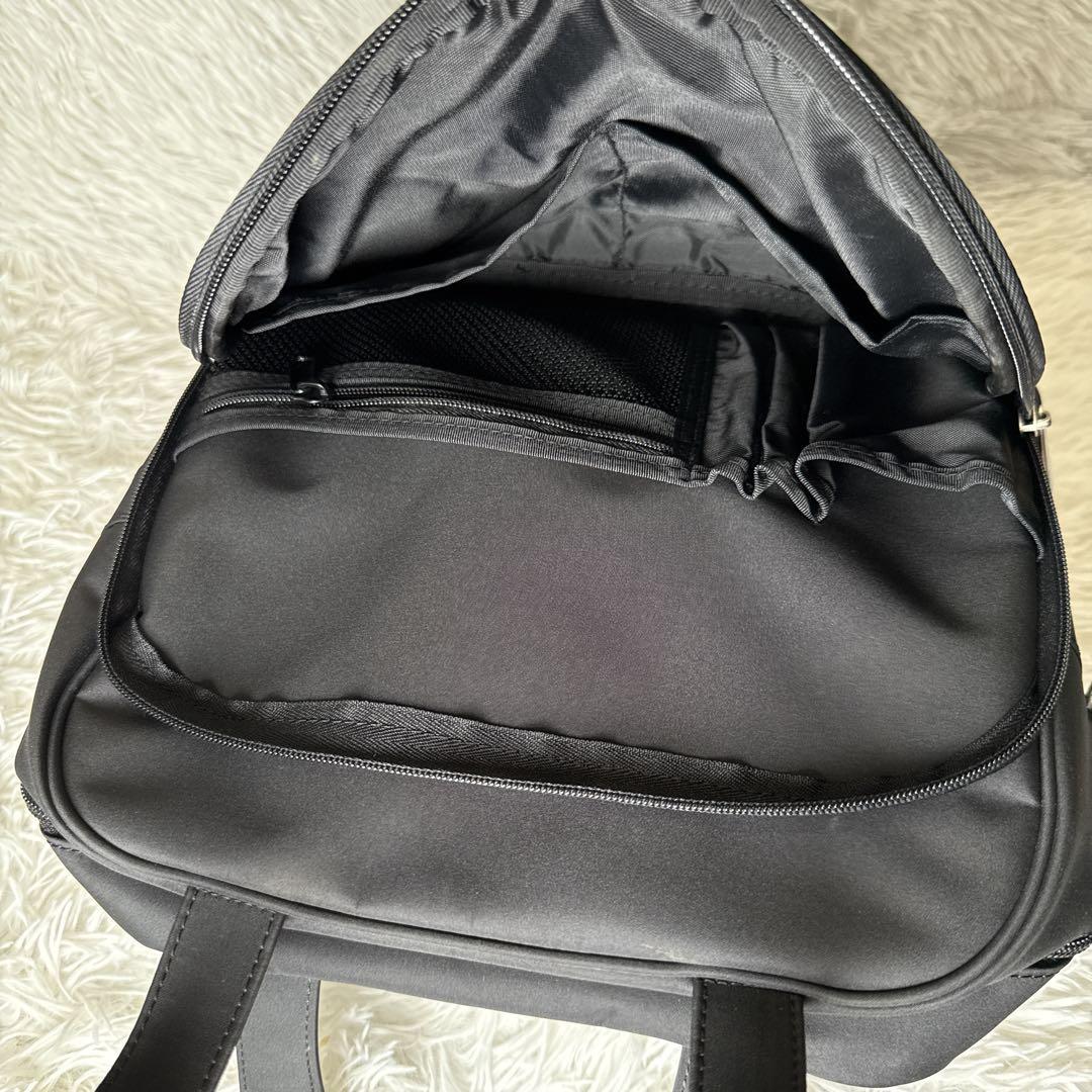 【美品】スワニー　キャリーバック　4輪トラベルキャリー　キャリーオンバッグ付 黒