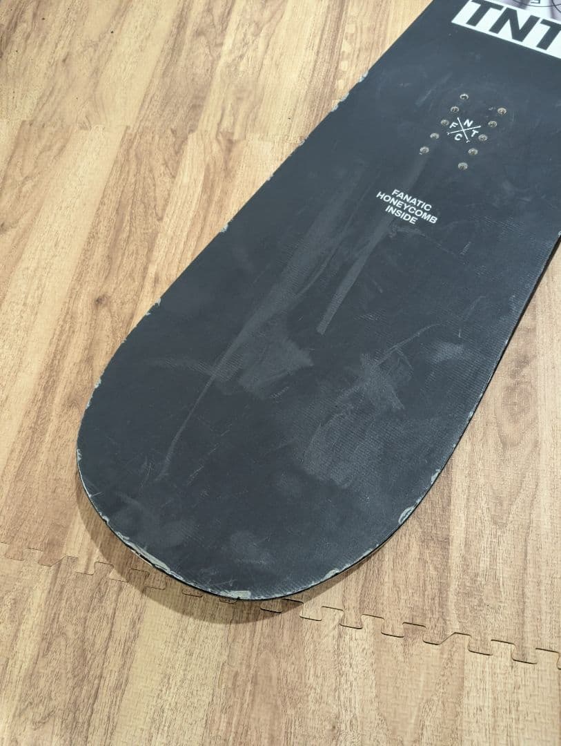 FNTC TNT R 150cm グラトリ用スノーボード