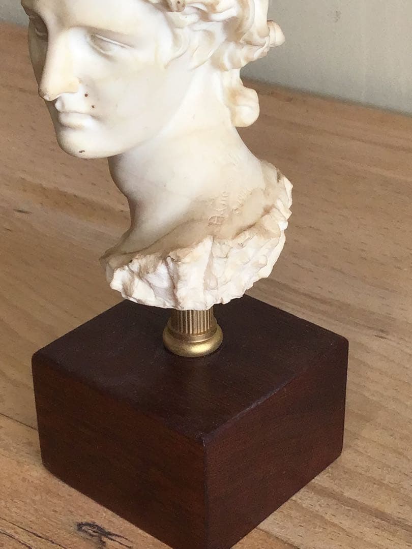 西洋彫刻　石膏　アポロ神　古代ギリシャ　オブジェ　置物　アンティーク