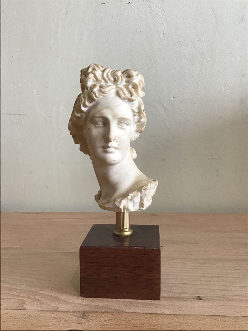 西洋彫刻　石膏　アポロ神　古代ギリシャ　オブジェ　置物　アンティーク