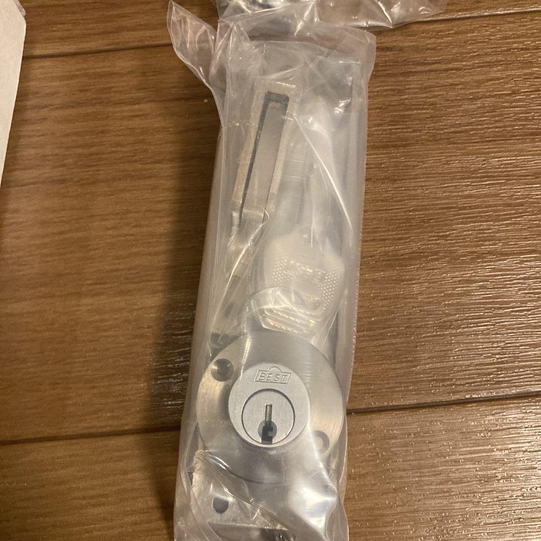 ベスト金物　シリンダー引戸鎌錠