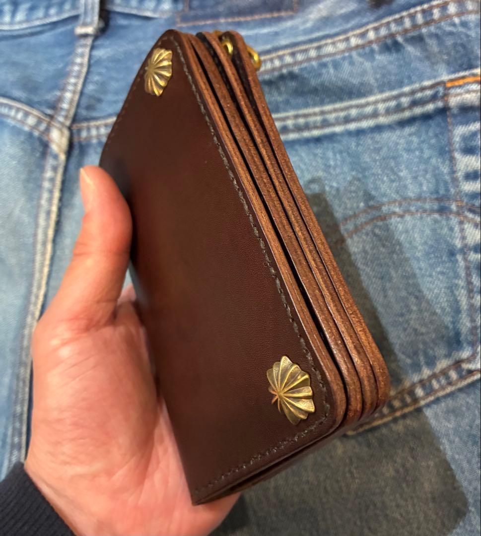 トラッカーウォレット　ミドル　イタリアンレザーブルガロ　アポロコンチョ