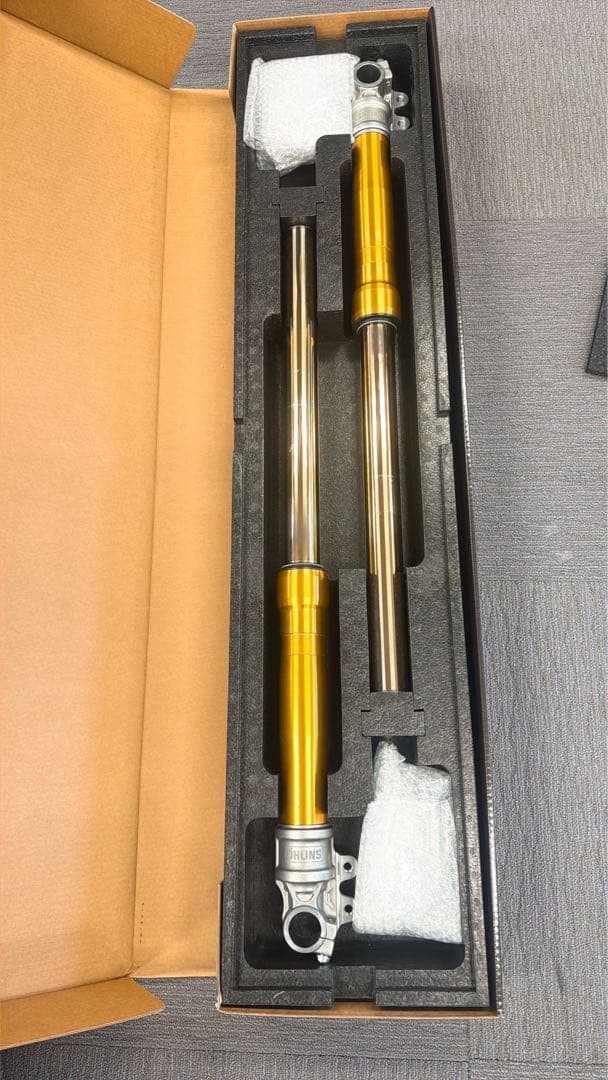 Öhlins フロントフォーク