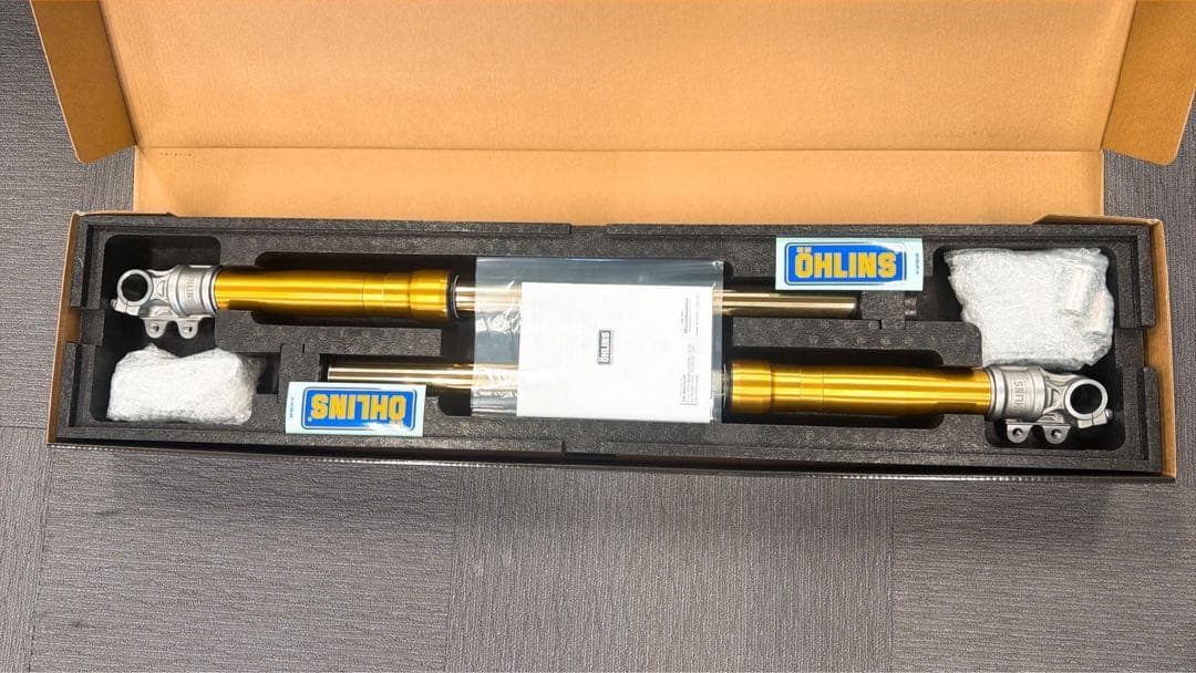 Öhlins フロントフォーク