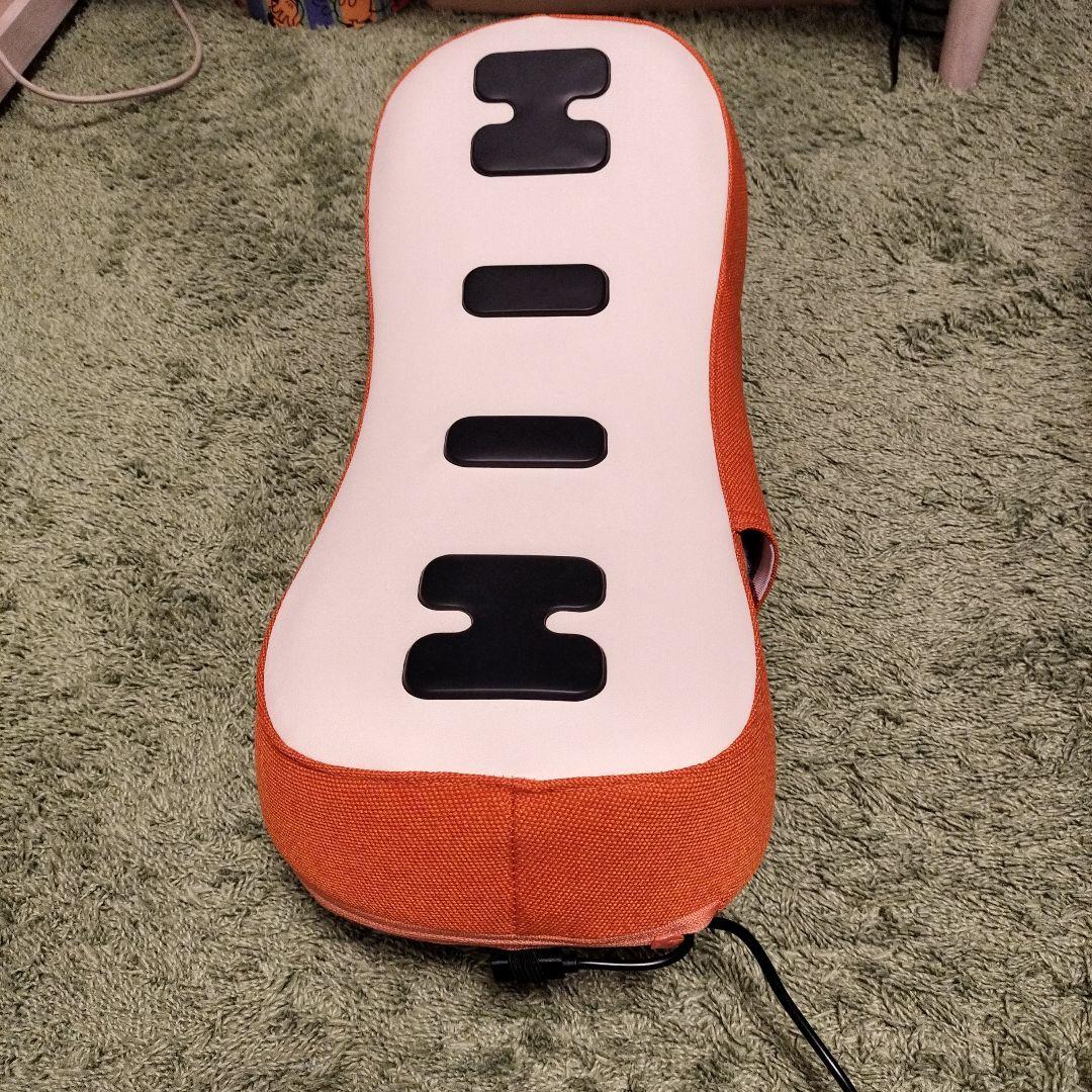 お値下げしました。クッション型マッサージ器 オレンジとホワイト