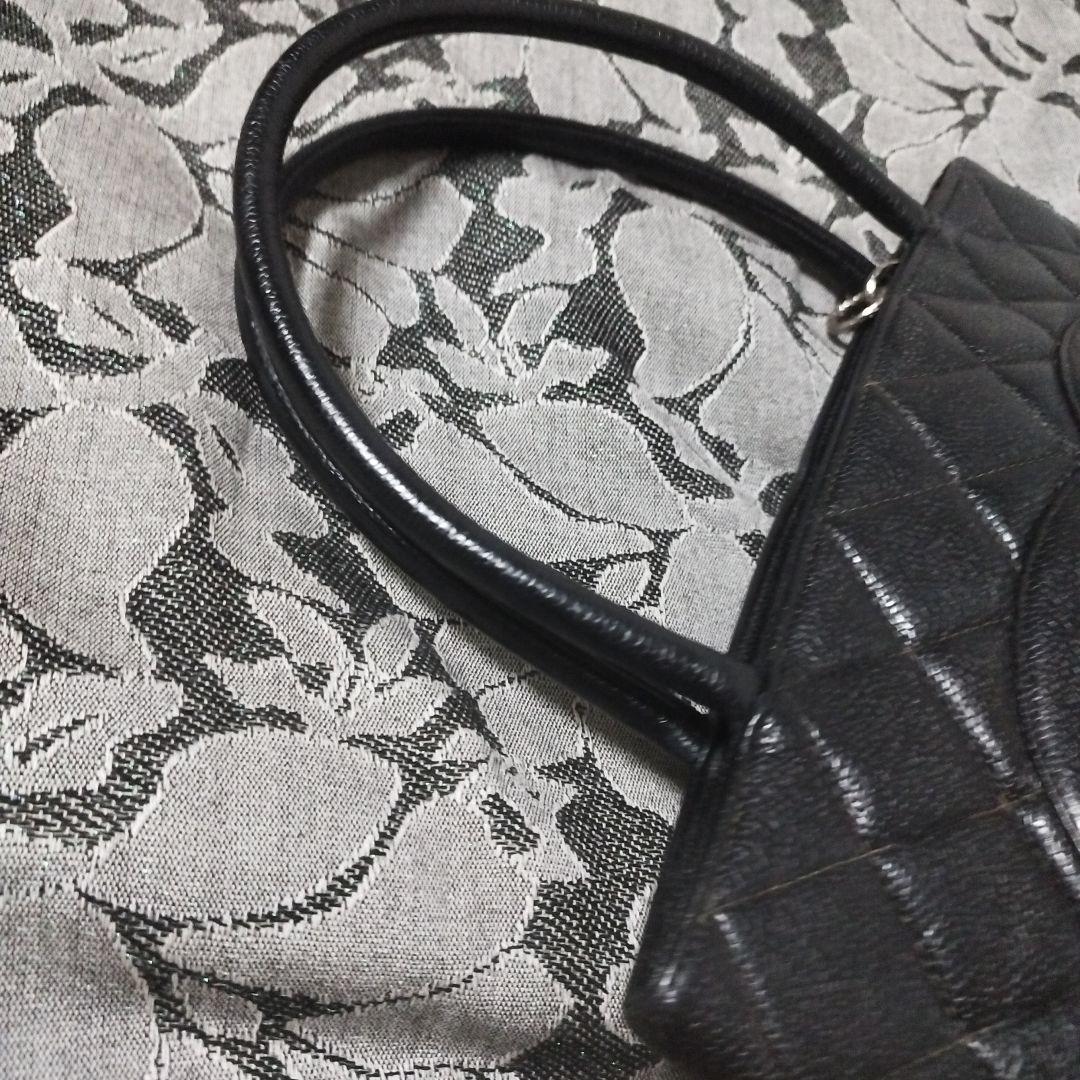 シャネル　復刻版　キャビアトートバッグ