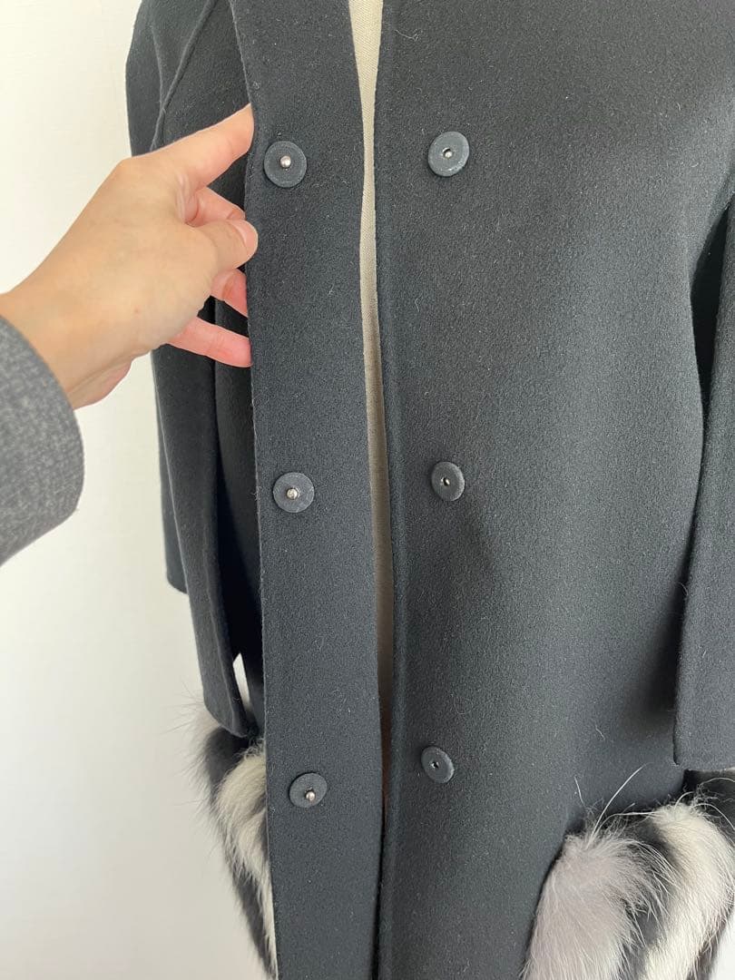 urbanurban 　Fendi 超美品ファー付きブラックケープコート