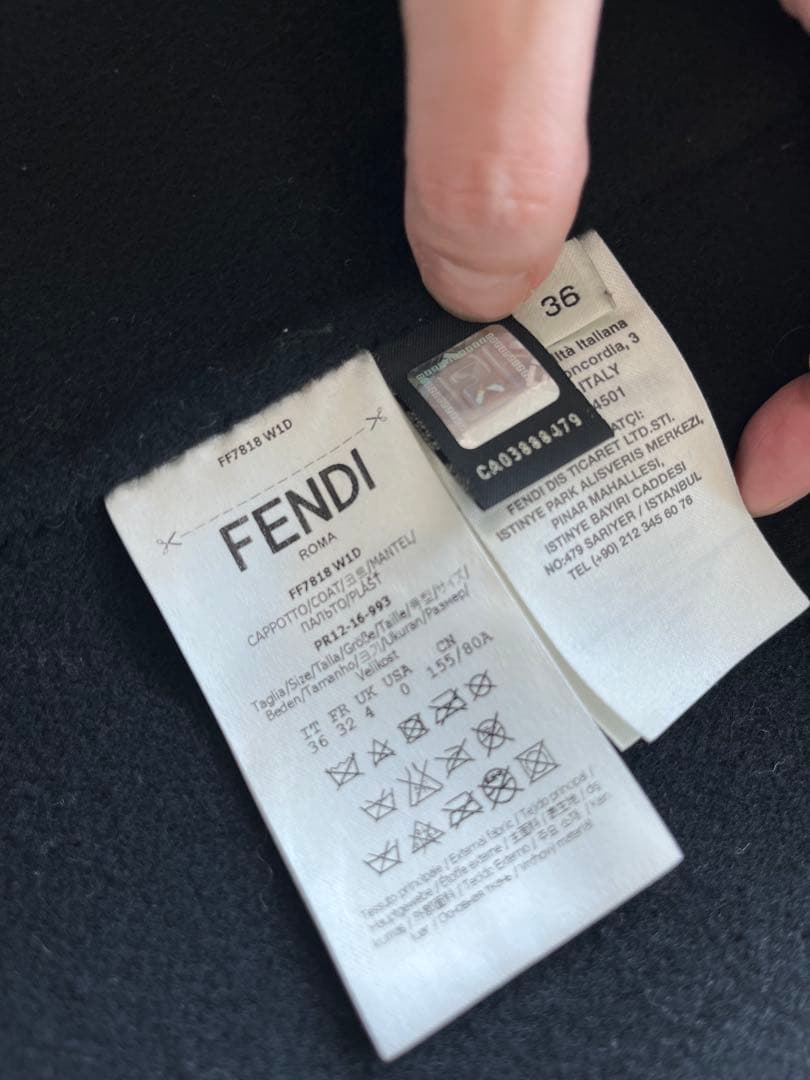 urbanurban 　Fendi 超美品ファー付きブラックケープコート