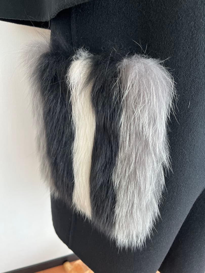 urbanurban 　Fendi 超美品ファー付きブラックケープコート