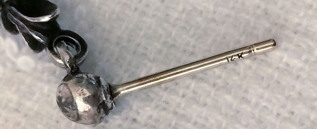 Chrome HeartsTiny E タイニーE ドロップ ピアス シルバー