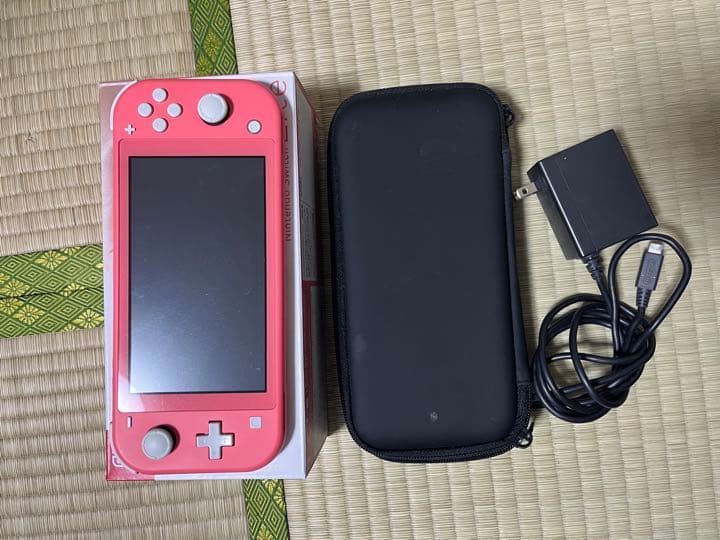 Switch Lite コーラル スイッチライト 任天堂