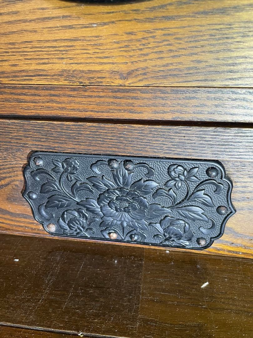 破格送料無料 アンティーク/水屋箪笥/食器棚/ガラス棚/ダイニングボード