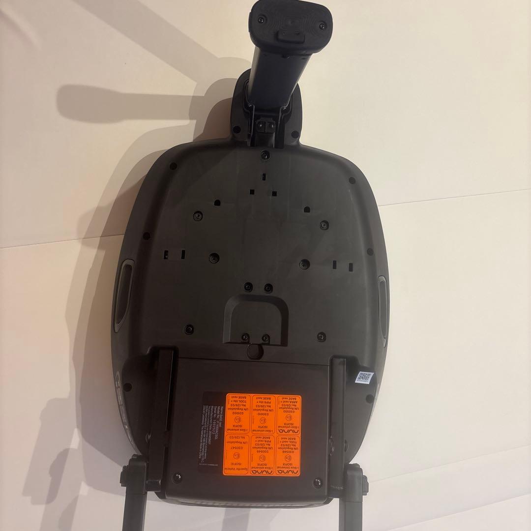 nunaチャイルドシート ベースネクスト