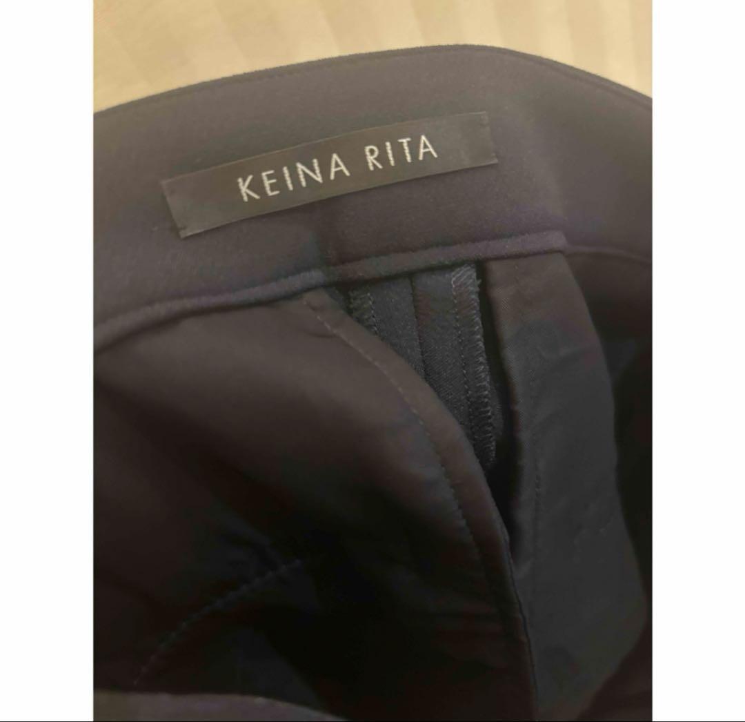 美品★keinaritaケイナリタ　スリムパンツ　ネイビー36