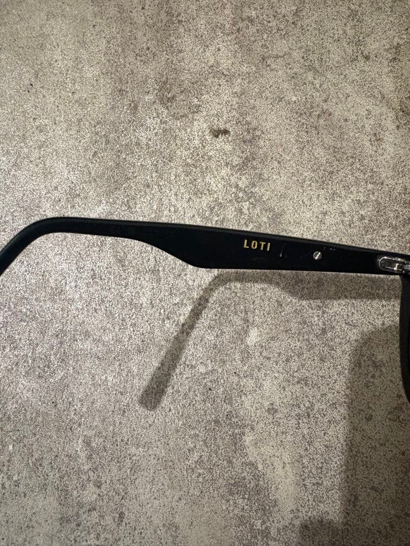 小物 Gentle Monster sunglasses