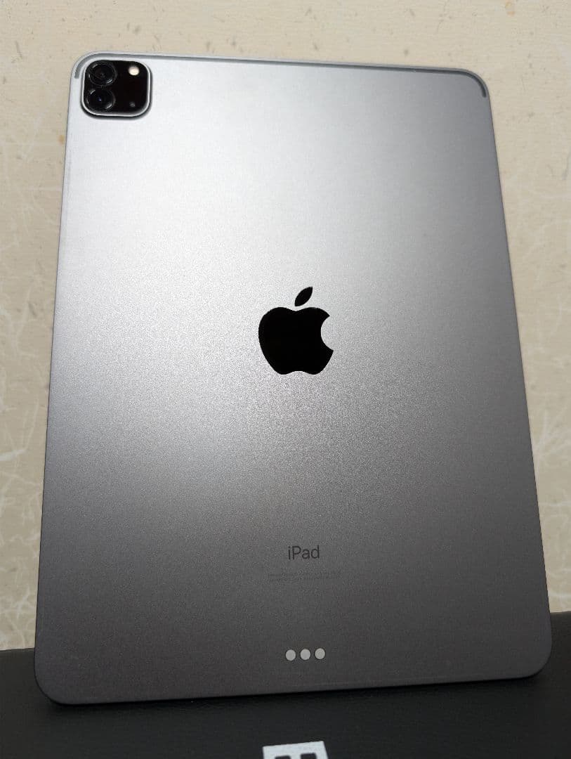 iPad pro 11インチ第2世代128GB+そのほか