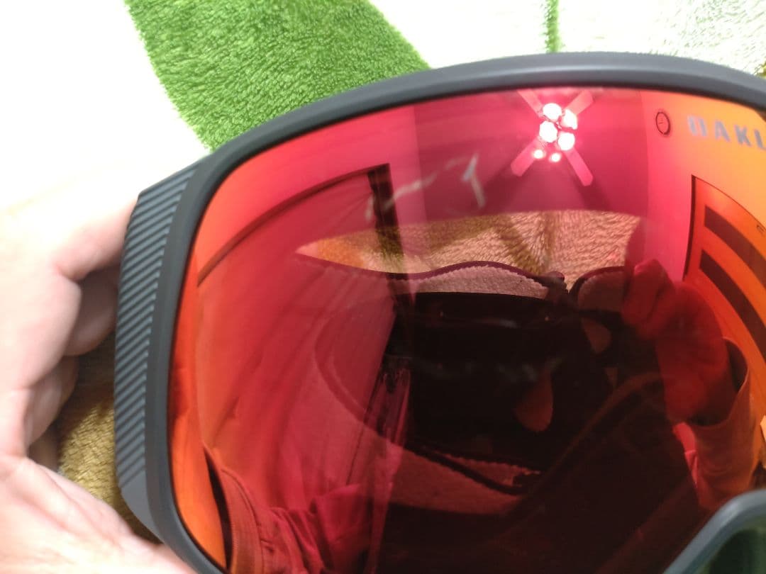 OAKLEY PRIZM レッド　スキーゴーグル　スノーボードゴーグル　Ｍサイズ