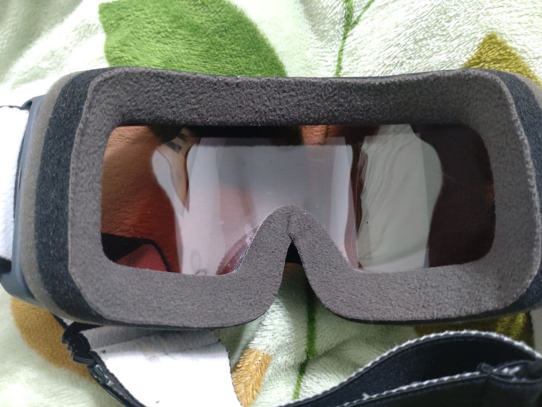 OAKLEY PRIZM レッド　スキーゴーグル　スノーボードゴーグル　Ｍサイズ