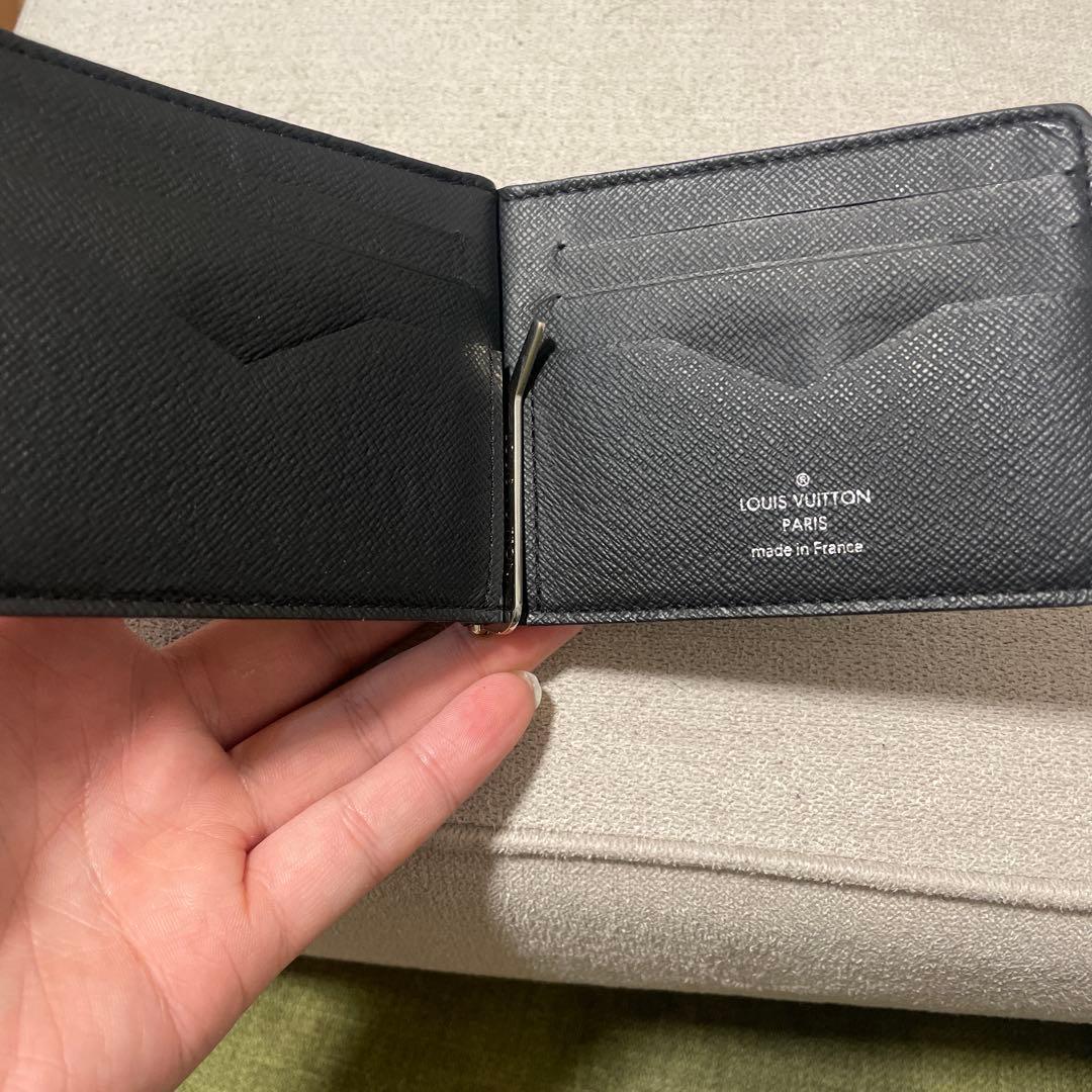 ルイヴィトン 二つ折り財布 タイガ 黒 マネークリップ メンズ