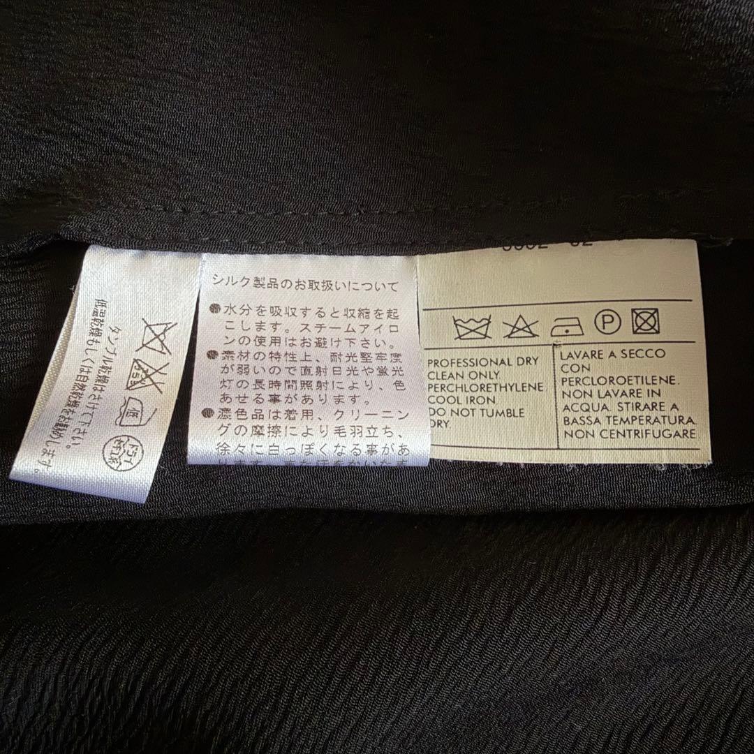 【極美品】【絹100%】フェラガモ　ジャケット　ヴァラボタン　フリル　黒　3XL