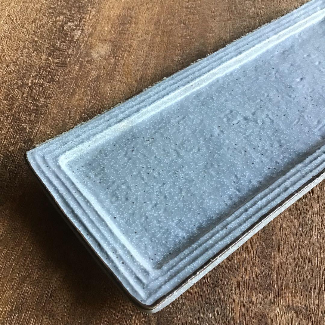 ikaringです。新品美濃焼ブルーグレーリム茶渕長皿　さんま皿6枚セット