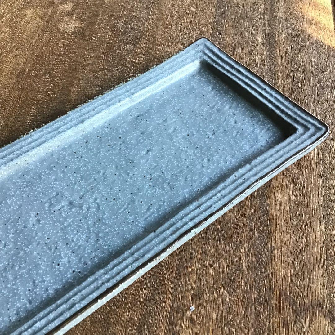 ikaringです。新品美濃焼ブルーグレーリム茶渕長皿　さんま皿6枚セット