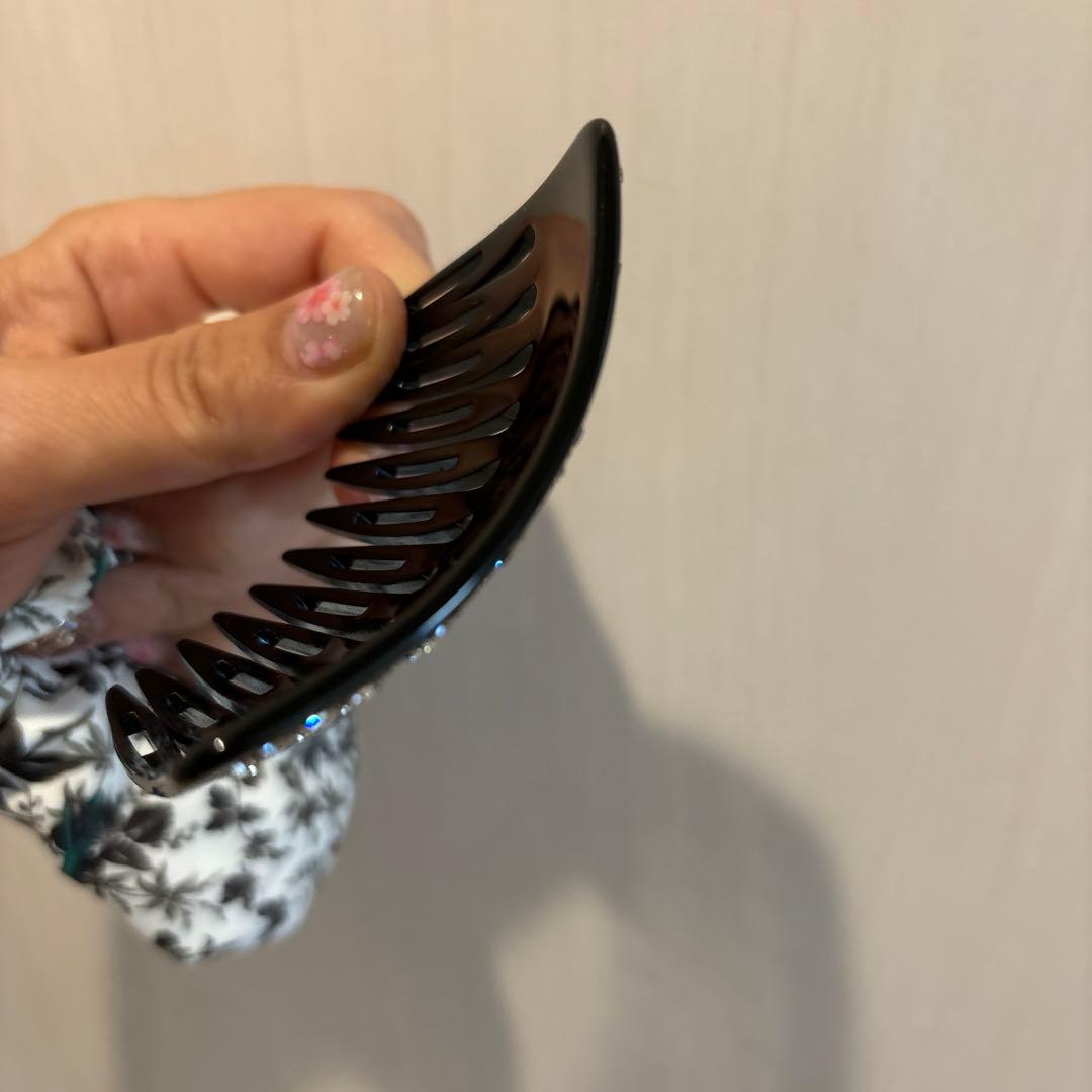 GUCCI グッチ　未使用　ヘアアクセサリー　黒